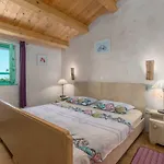 House Ulika *