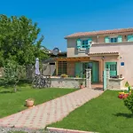 House Ulika *