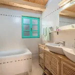 House Ulika * Sisan