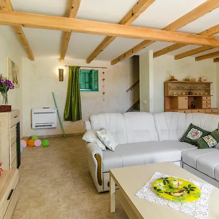 House Ulika Holiday home