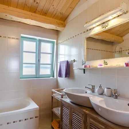بيت للعطل House Ulika *