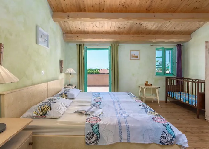 House Ulika * Šišan