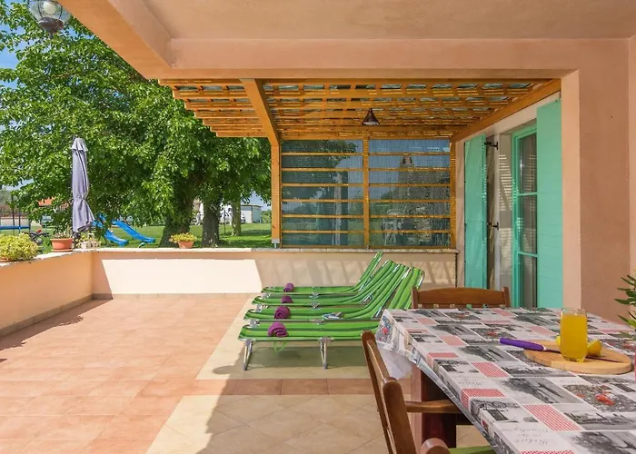 House Ulika * Šišan