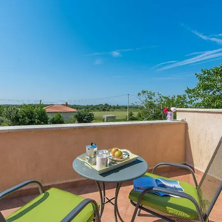 House Ulika Nyaraló *